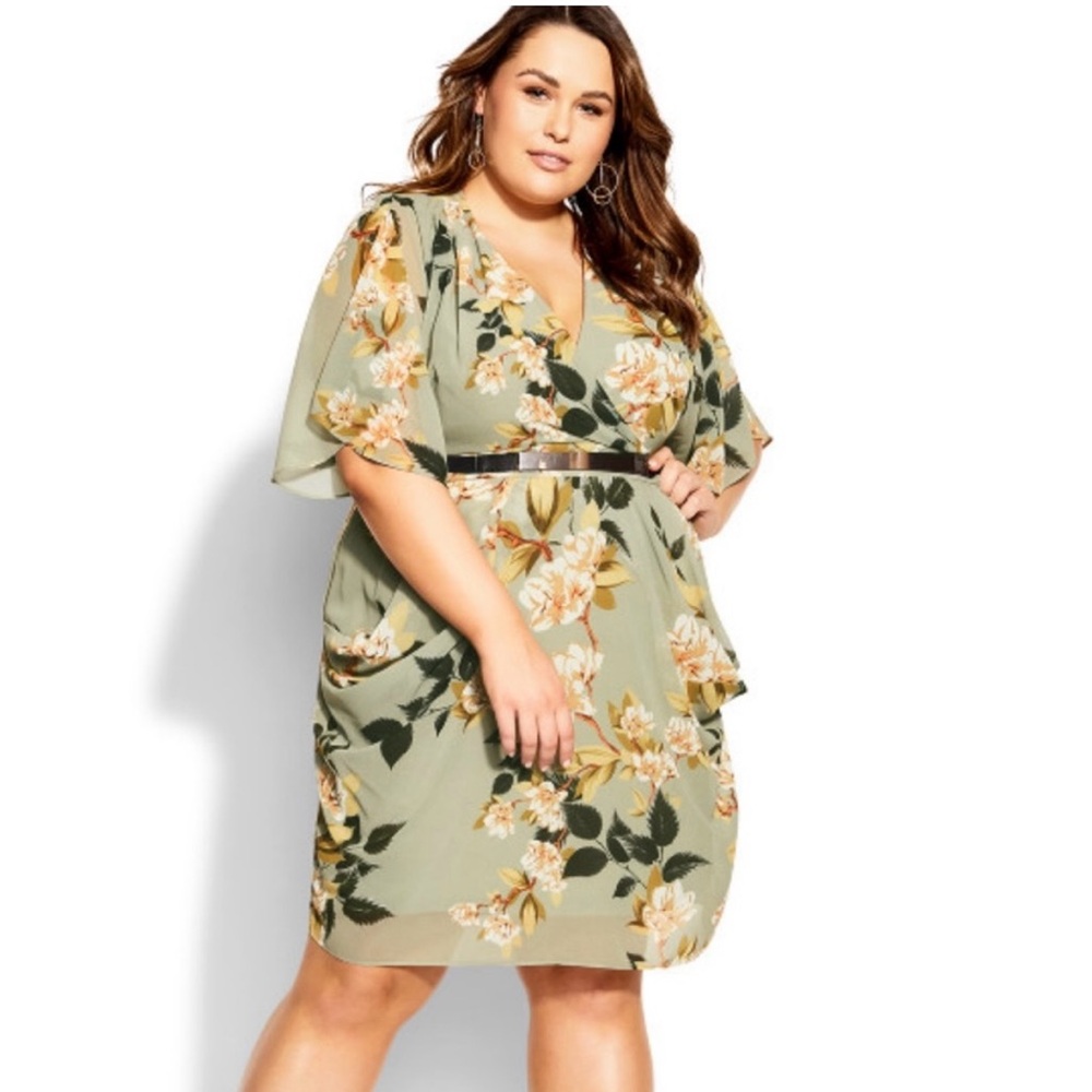 City Chic NWT Magnolia Floral Dress